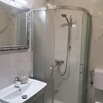 Apartament Renato *