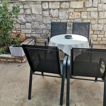 Renato Apartment